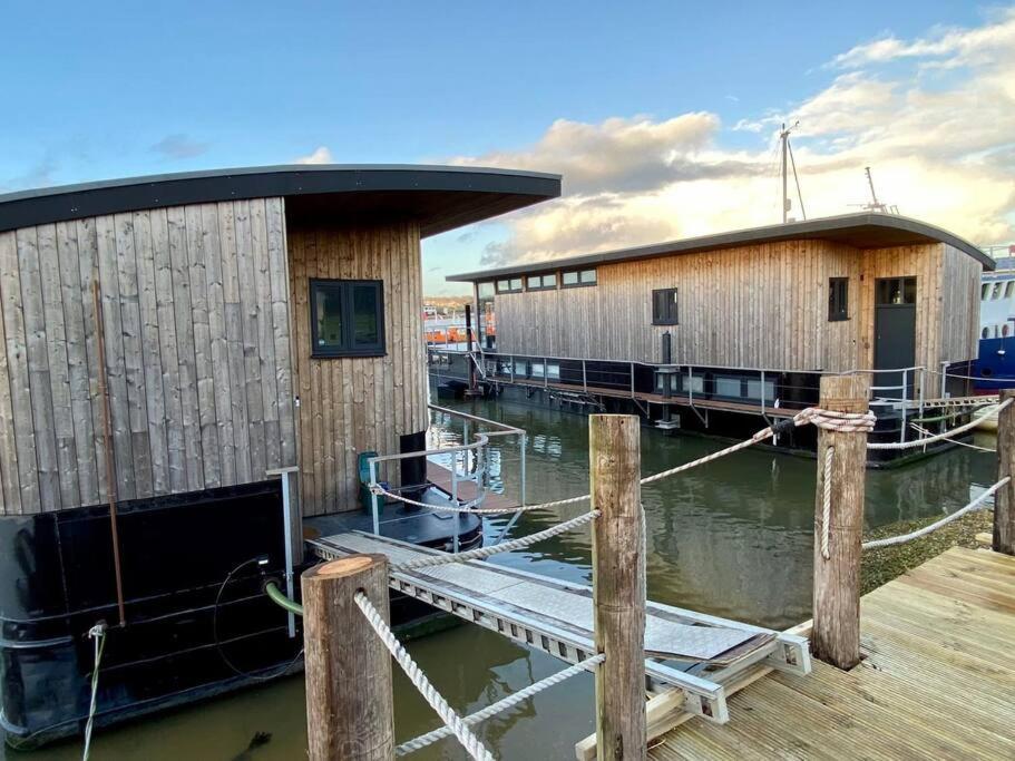 Houseboat Eleuthera Bembridge Buitenkant foto